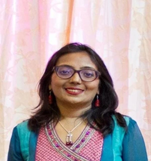  Kirti Goenka – Holistic Therapist &amp; Transformational Healer